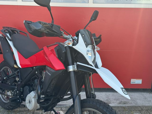 husqvarna - tr-650-strada-abs