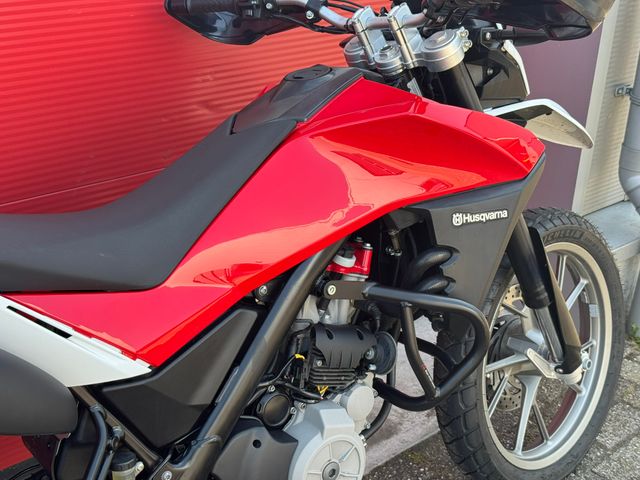 husqvarna - tr-650-strada-abs