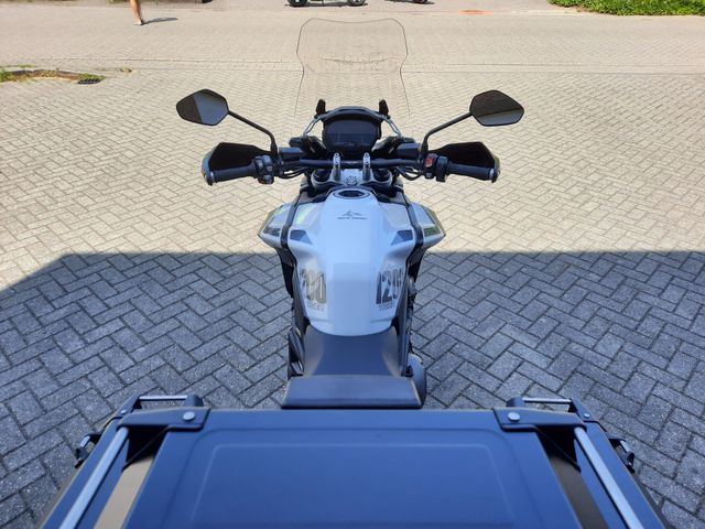 triumph - tiger-1200-alpine-edition