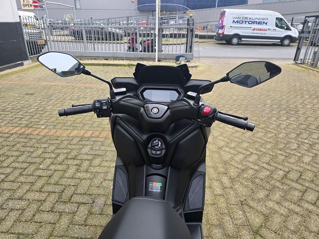 yamaha - x-max-300-abs
