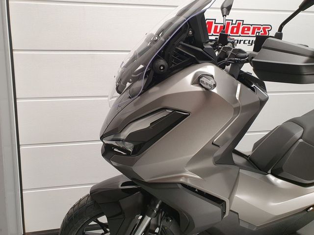 honda - adv-350