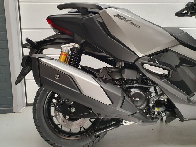 honda - adv-350