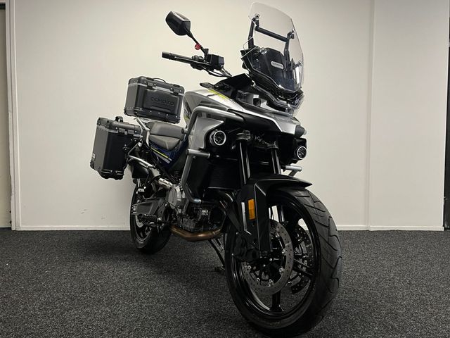 cfmoto - 800-mt-sport-gt