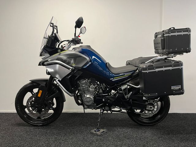 cfmoto - 800-mt-sport-gt