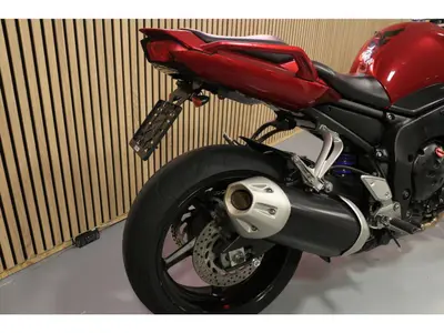 YAMAHA FZ 1 FAZER – foto 3