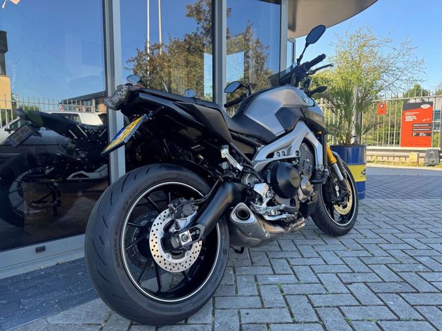 yamaha - mt-09