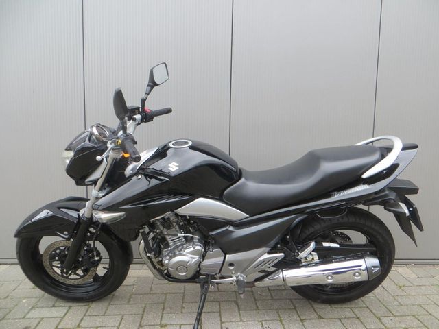suzuki - inazuma-250