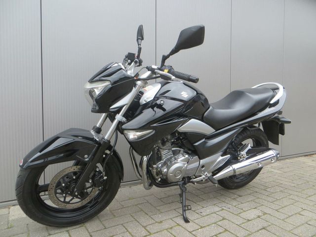 suzuki - inazuma-250