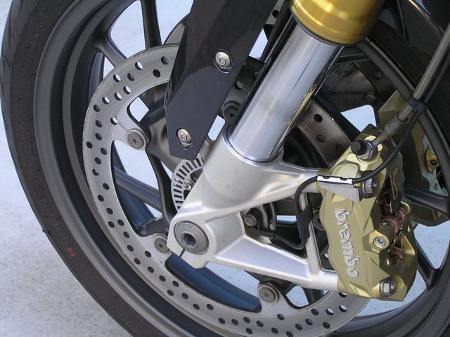 bmw - r-1200-r