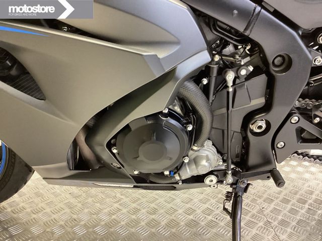 suzuki - gsx-r-1000-ra