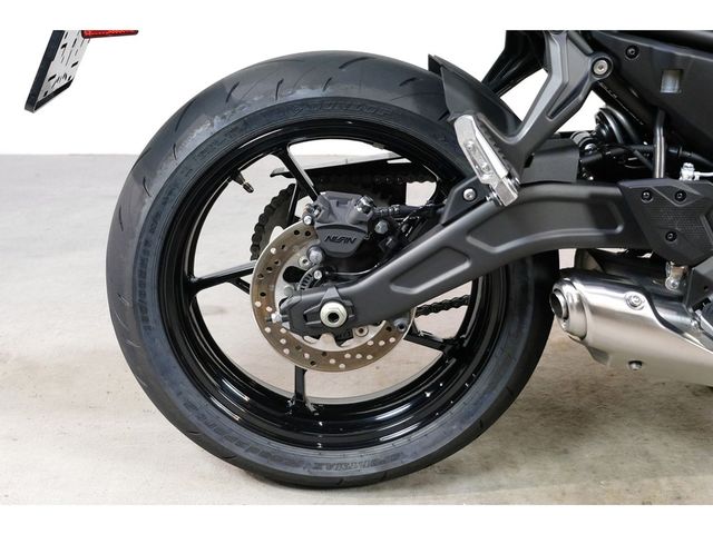 kawasaki - z650-s