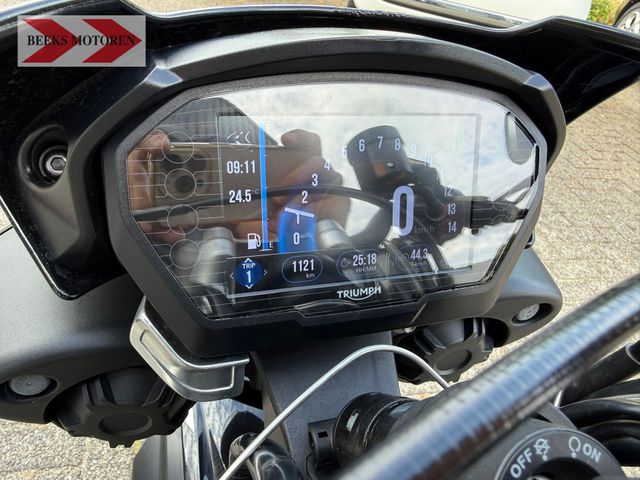 triumph - street-triple-rs