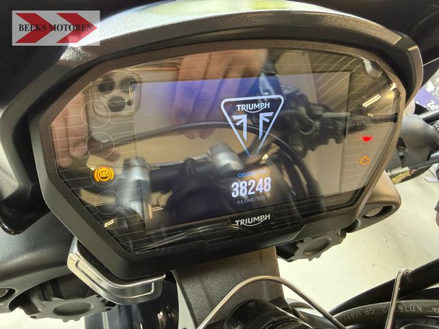 triumph - street-triple-rs