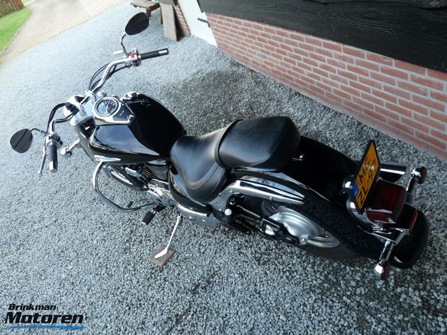 suzuki - vl-800-volusia