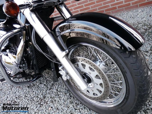 suzuki - vl-800-volusia