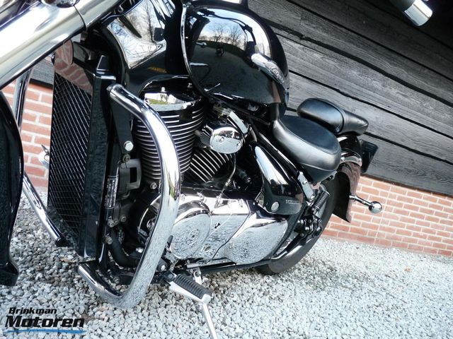 suzuki - vl-800-volusia