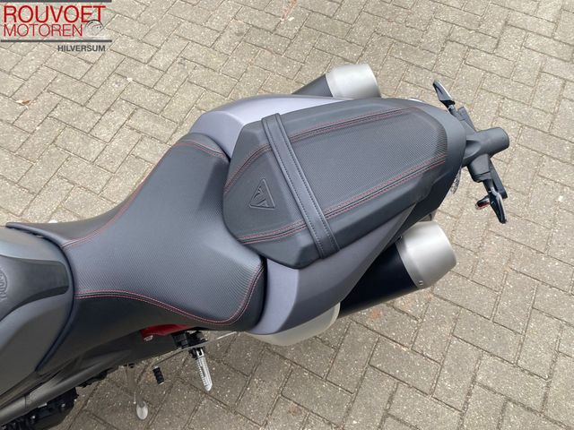 triumph - speed-triple-r