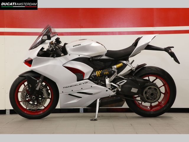 ducati - panigale-v2