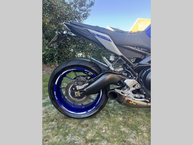 yamaha - mt-09-abs