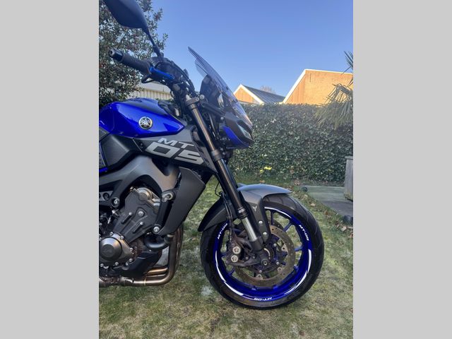 yamaha - mt-09-abs