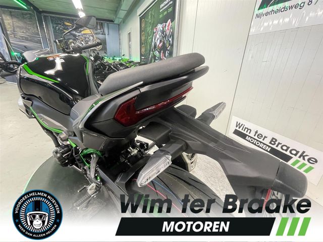 kawasaki - z900-se