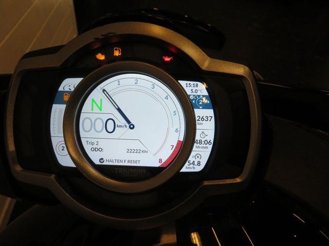 triumph - rocket-iii