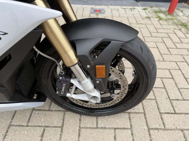 bmw - s-1000-r