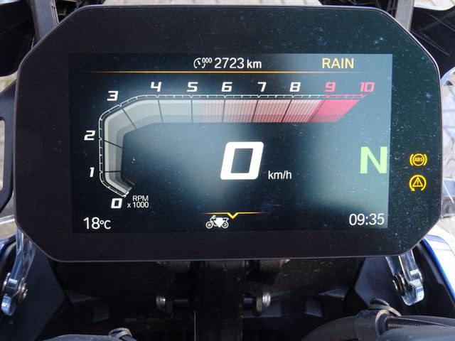 bmw - r-1300-gs-adventure-trophy