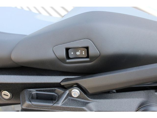 bmw - r-1300-gs
