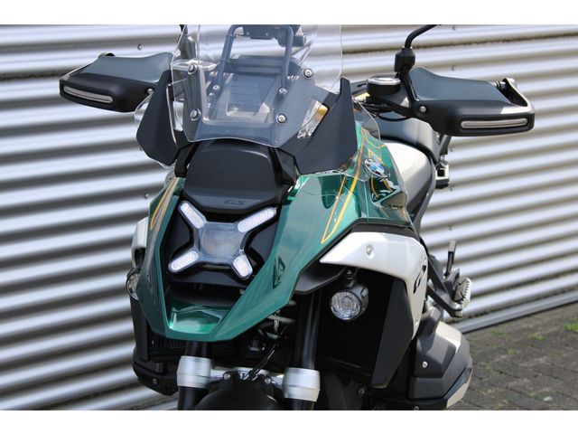 bmw - r-1300-gs