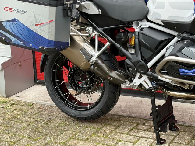 bmw - r-1250-gs-adventure