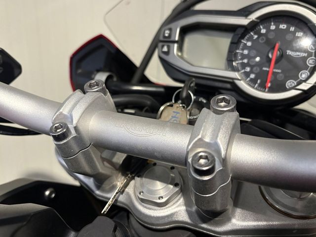 triumph - tiger-1200-gt-explorer
