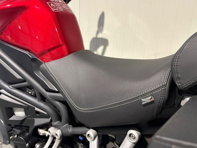 triumph - tiger-1200-gt-explorer