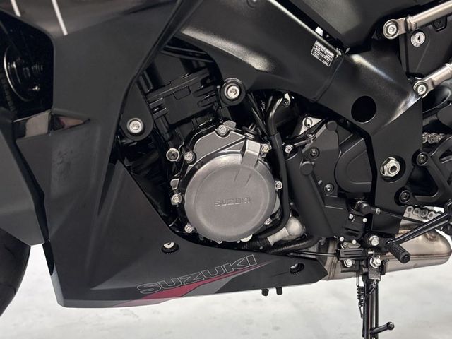 suzuki - gsx-s-1000-gt