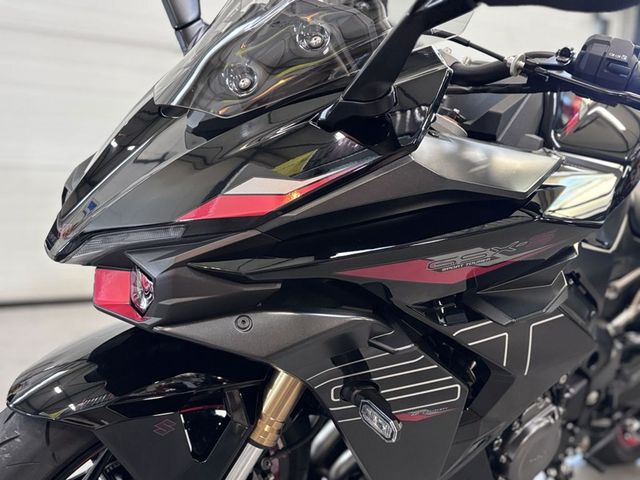 suzuki - gsx-s-1000-gt