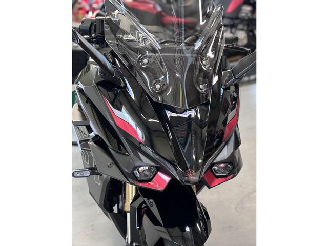 suzuki - gsx-s-1000-gt
