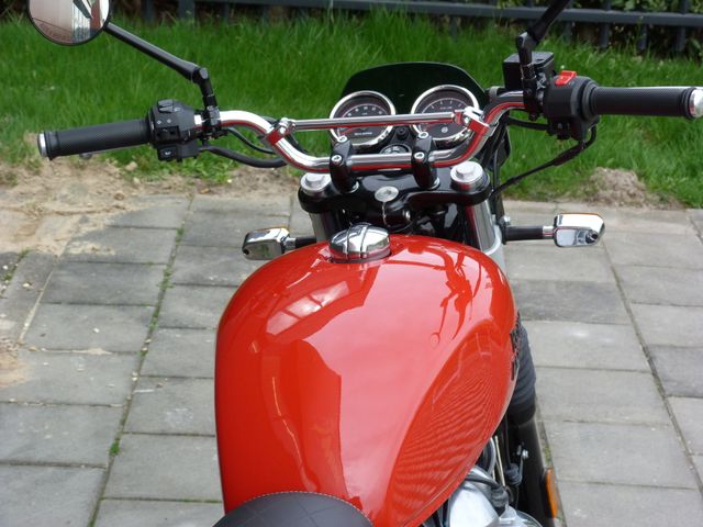 royal-enfield - interceptor-650