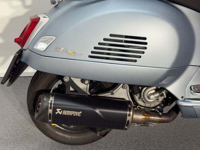 vespa - gts-300-super-sport