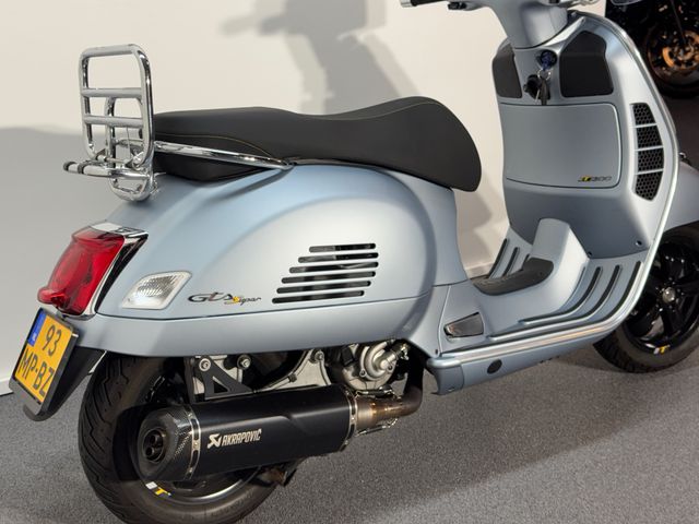 vespa - gts-300-super-sport