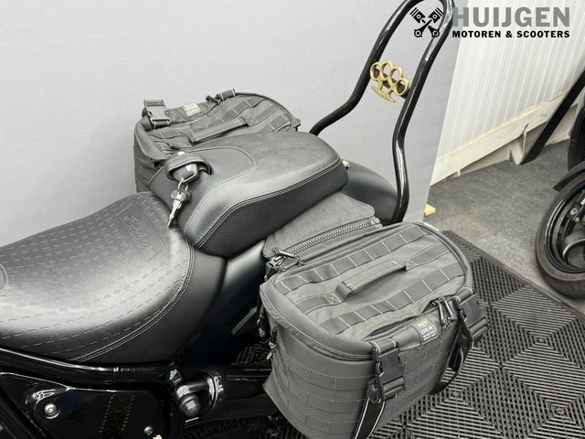 indian - chief-bobber-dark-horse