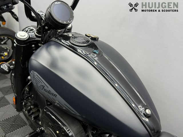 indian - chief-bobber-dark-horse
