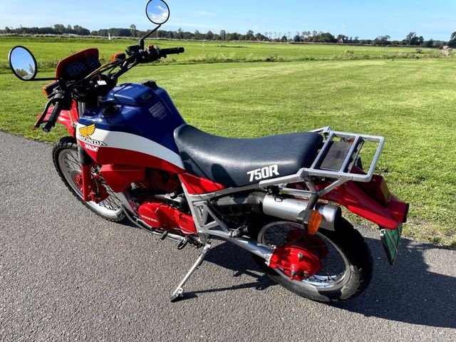 honda - xlv-750-r