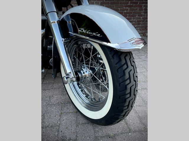 harley-davidson - softail-deluxe-flstni