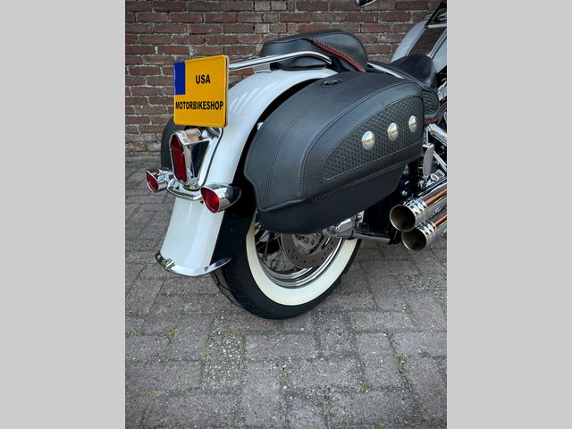 harley-davidson - softail-deluxe-flstni