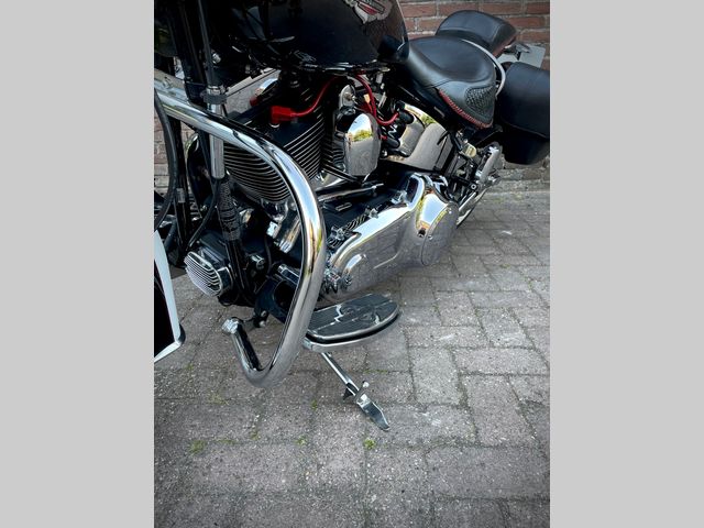 harley-davidson - softail-deluxe-flstni