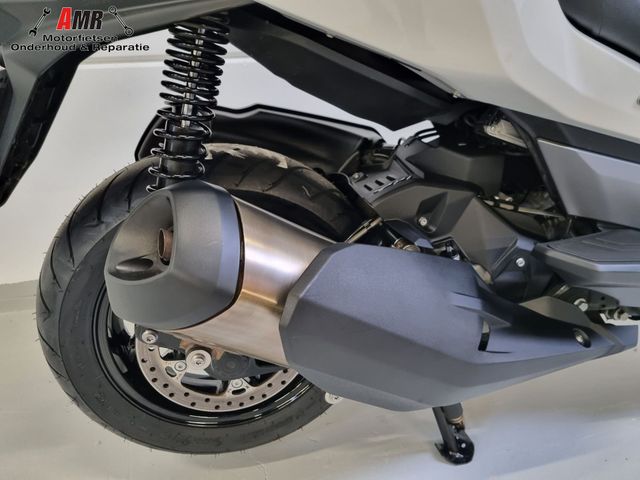 bmw - c-400-gt