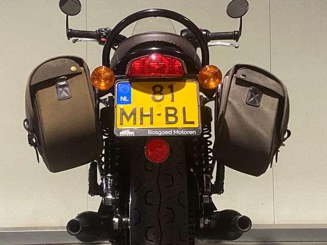 triumph - bonneville-t-120-black