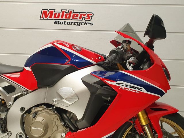 honda - cbr-1000-rr-fireblade-sp
