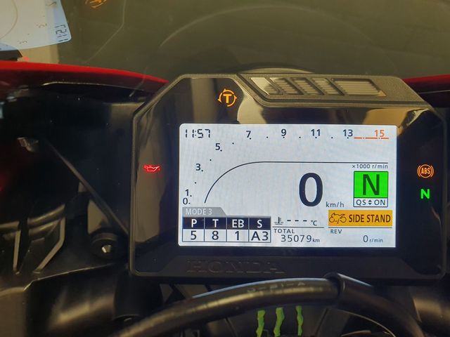 honda - cbr-1000-rr-fireblade-sp