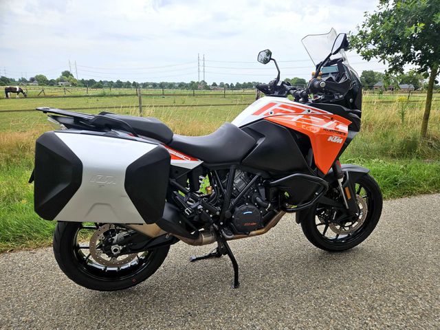 ktm - 1290-super-adventure-s